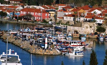 URLA (SANATSOKAĞI ) -ÇEŞME -ALAÇATI- TURU ILCADA SAHİLDE YÜZME MOLALI TURU
