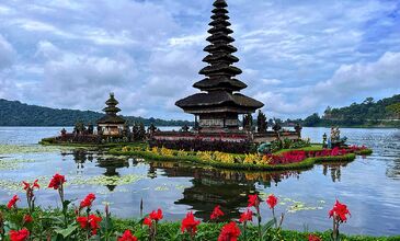 BAMBAŞKA BİR  BALİ TURU